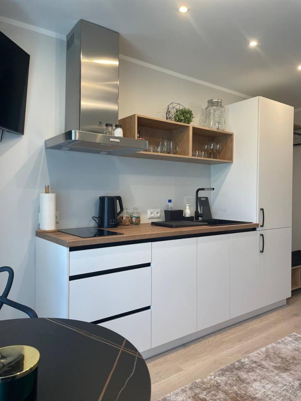 Apartment Three By The Sea At Albatross *